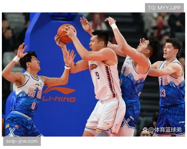 新疆后场防守强度需要调整 西尔扎提缺阵影响防守体系 新疆后场防守强度需要调整 西尔扎提缺阵影响防守体系